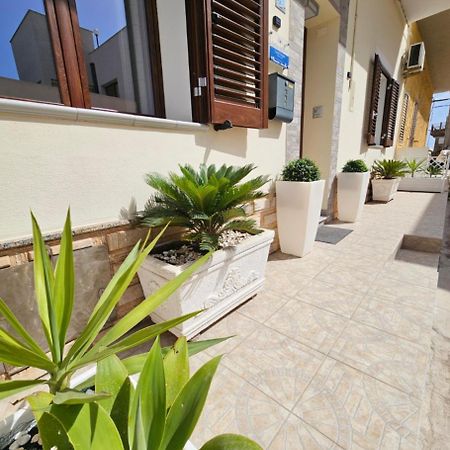 Perla Del Sud - Guest House Đảo Đảo Lampedusa Ngoại thất bức ảnh